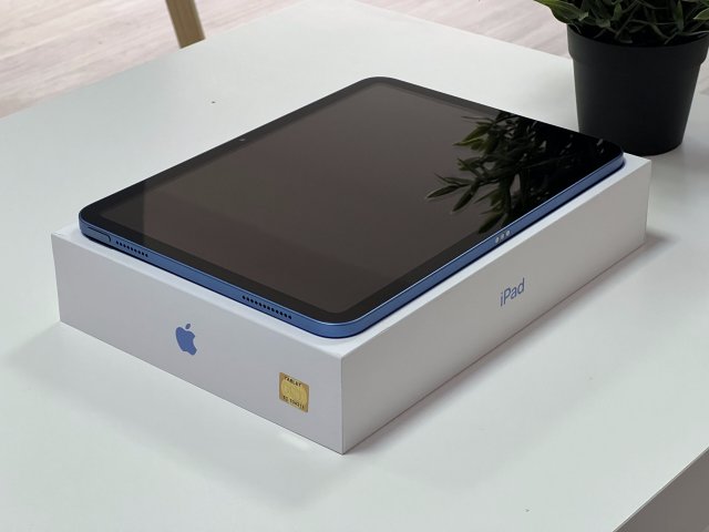 iPad 10th Generáció Blue 64GB 1 Év Garanciával Számlával
