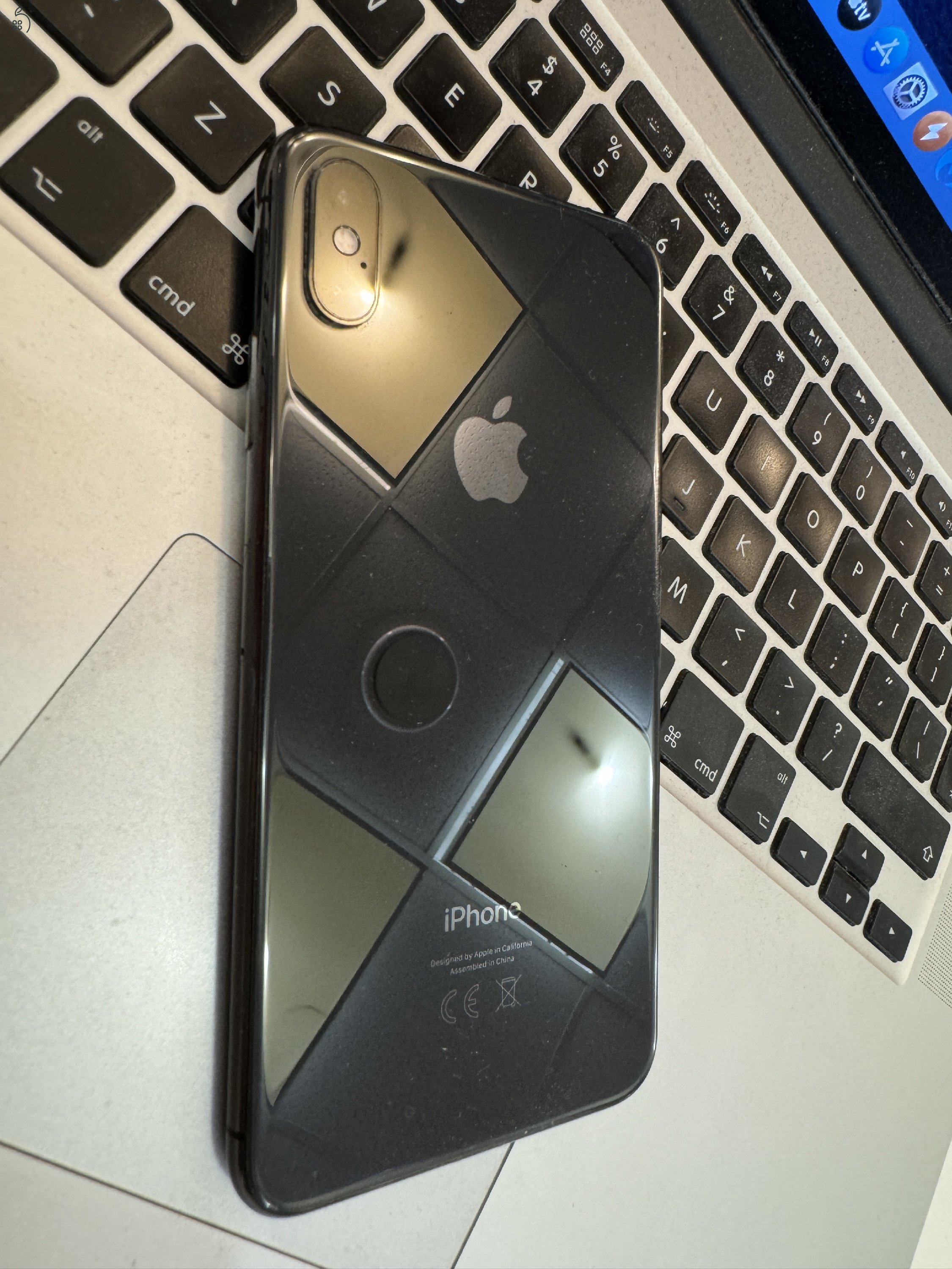 iPhone Xs Max 64GB, fekete, független, bontatlan tartozékaival, dobozában, garanciával