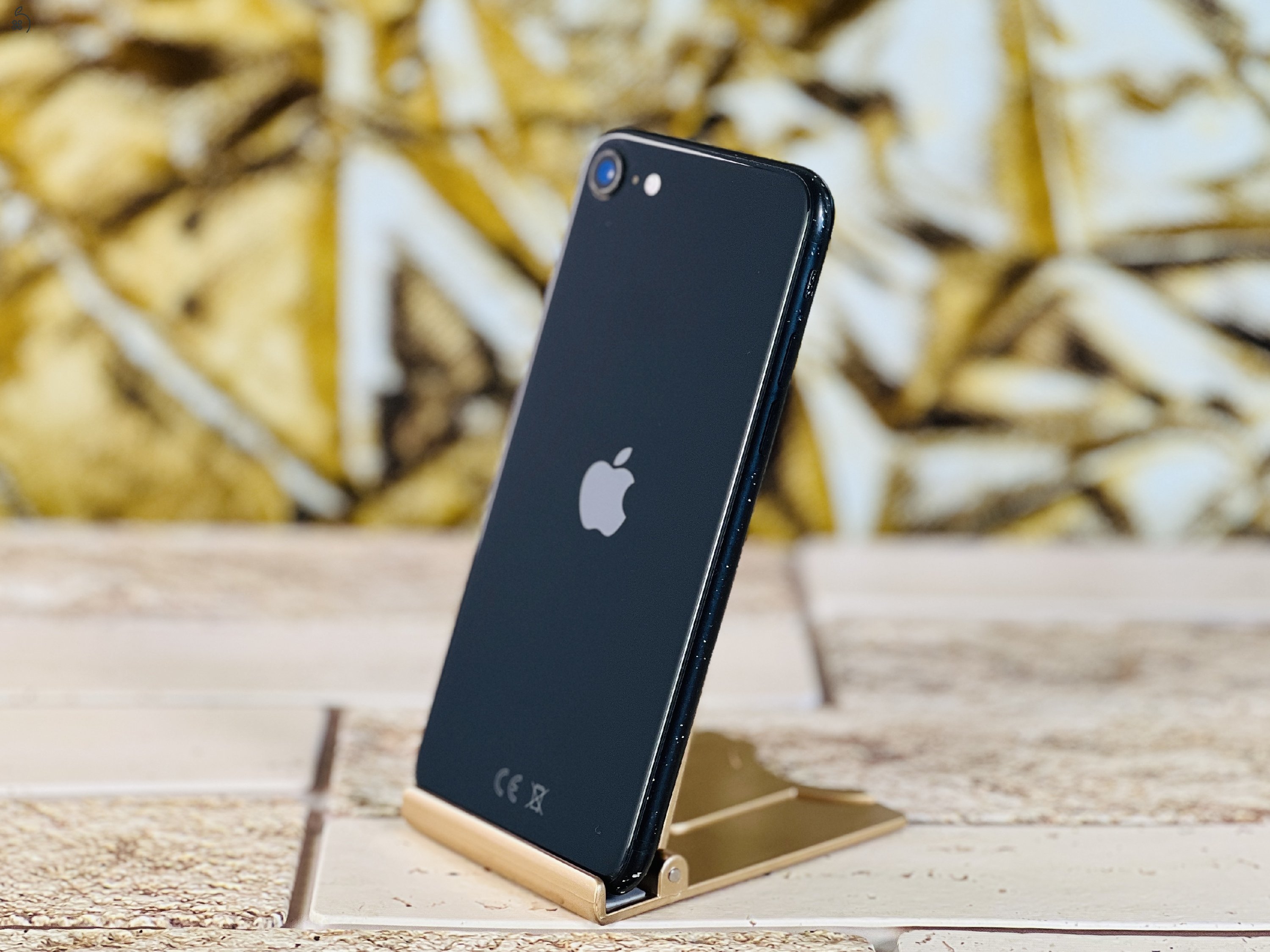 Eladó iPhone SE (2020) 128 GB Black 100% aksi szép állapotú - 12 HÓ GARI - L7136