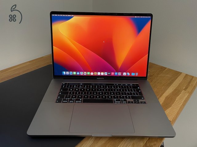 Tökéletes állapotban lévő Macbook Pro 16