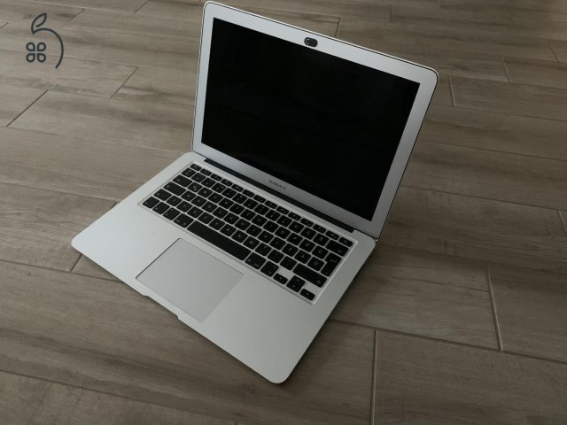 Kiváló állapotú MacBook Air 13