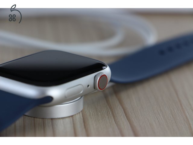 Használt Apple Watch Series 8 45mm Cellular US-4592