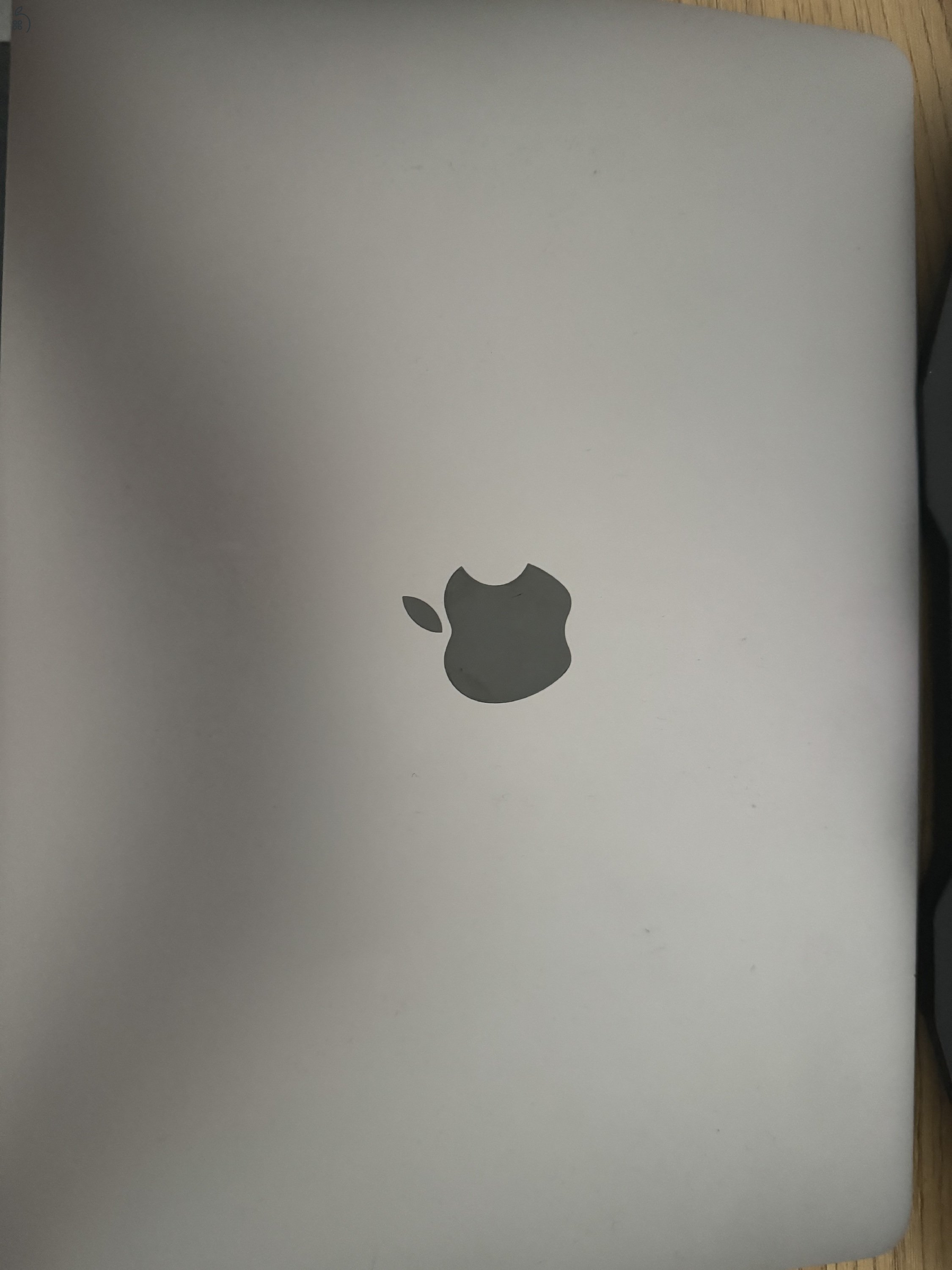 MacBook Air Retina 2018 eladó