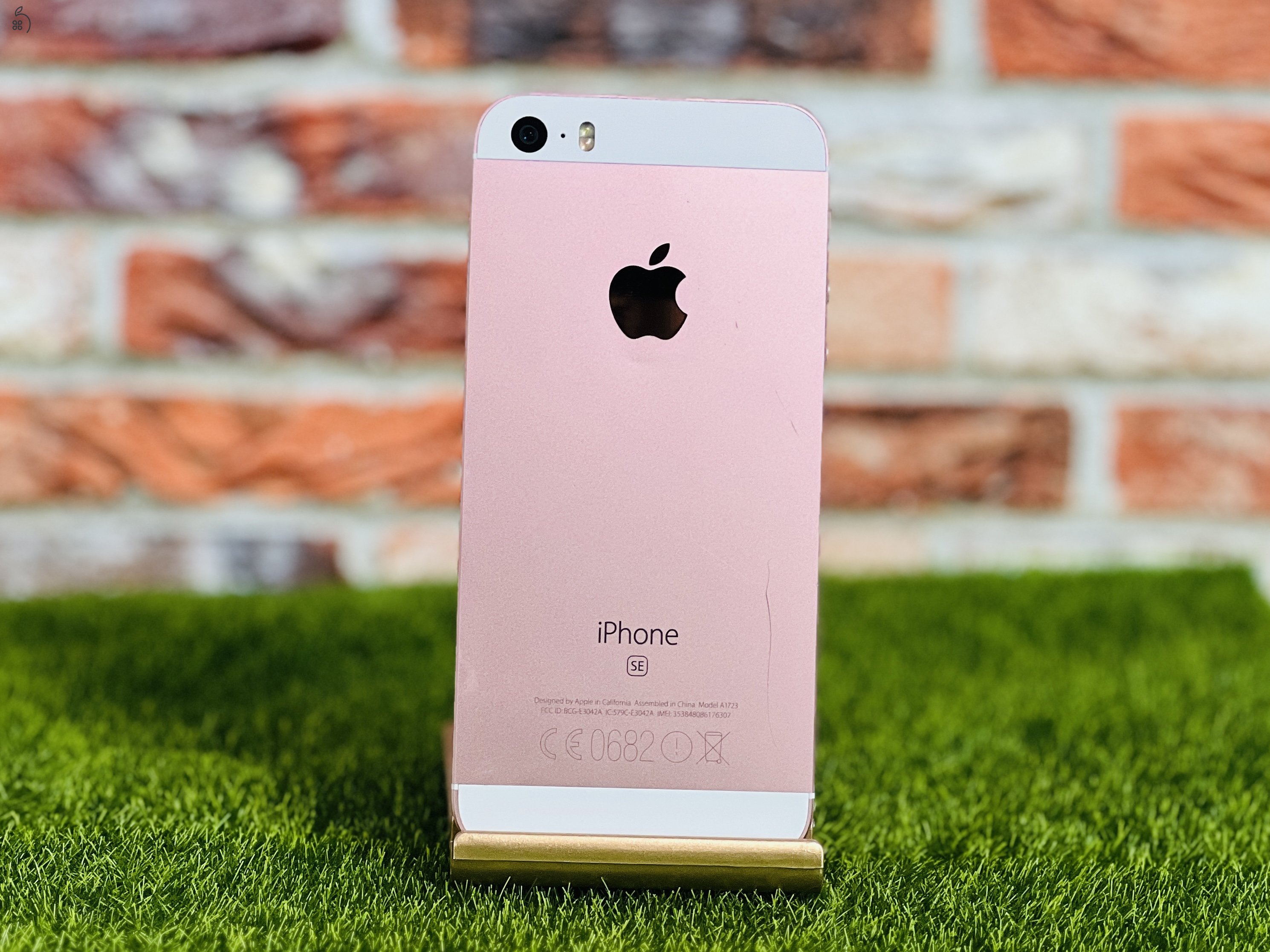 Eladó iPhone SE (2016) 64 GB Rose Gold szép állapotú - 12 HÓ GARANCIA - 7890
