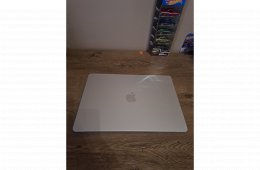 Apple MacBook Air M3