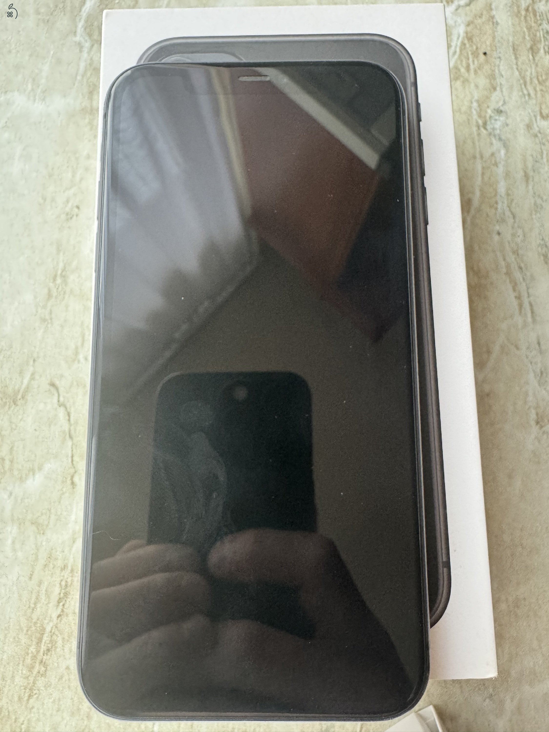 iPhone 11 64GB Fekete (Használt)