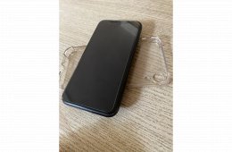 Fekete iPhone XR 64Gb