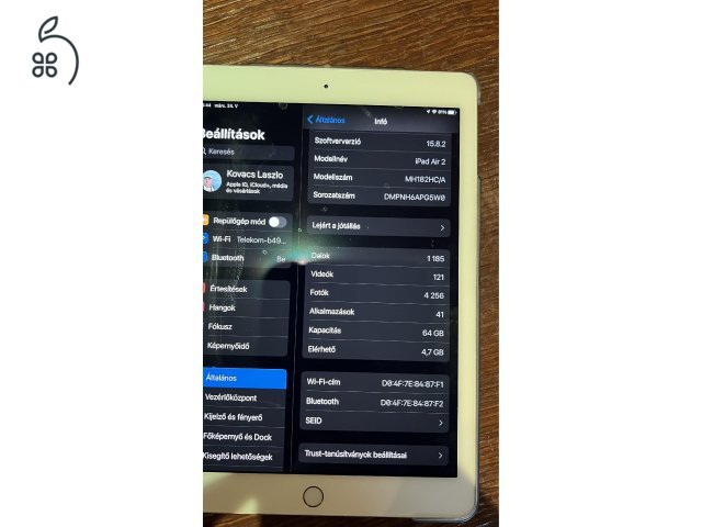 iPad Air 2 - Arany színű, 64 GB, Wifi 2db tokkal eladó