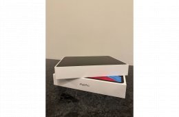iPad Pro -inch (4. gen) Wi-Fi + AJÁNDÉK Smart Keyboard Folio