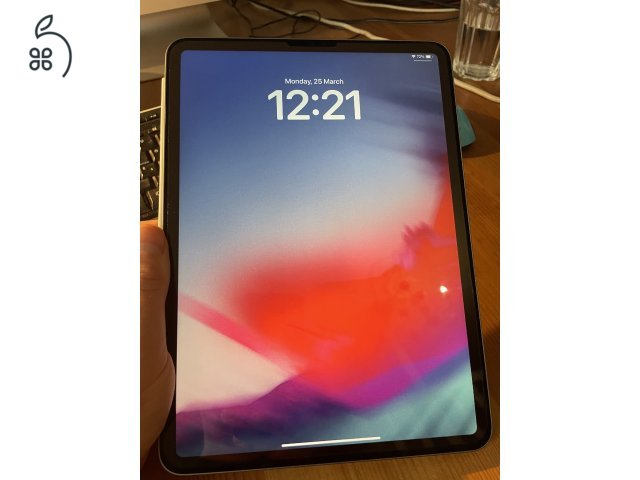 iPad Pro 11 2022 128GB M2 - asztroszürke