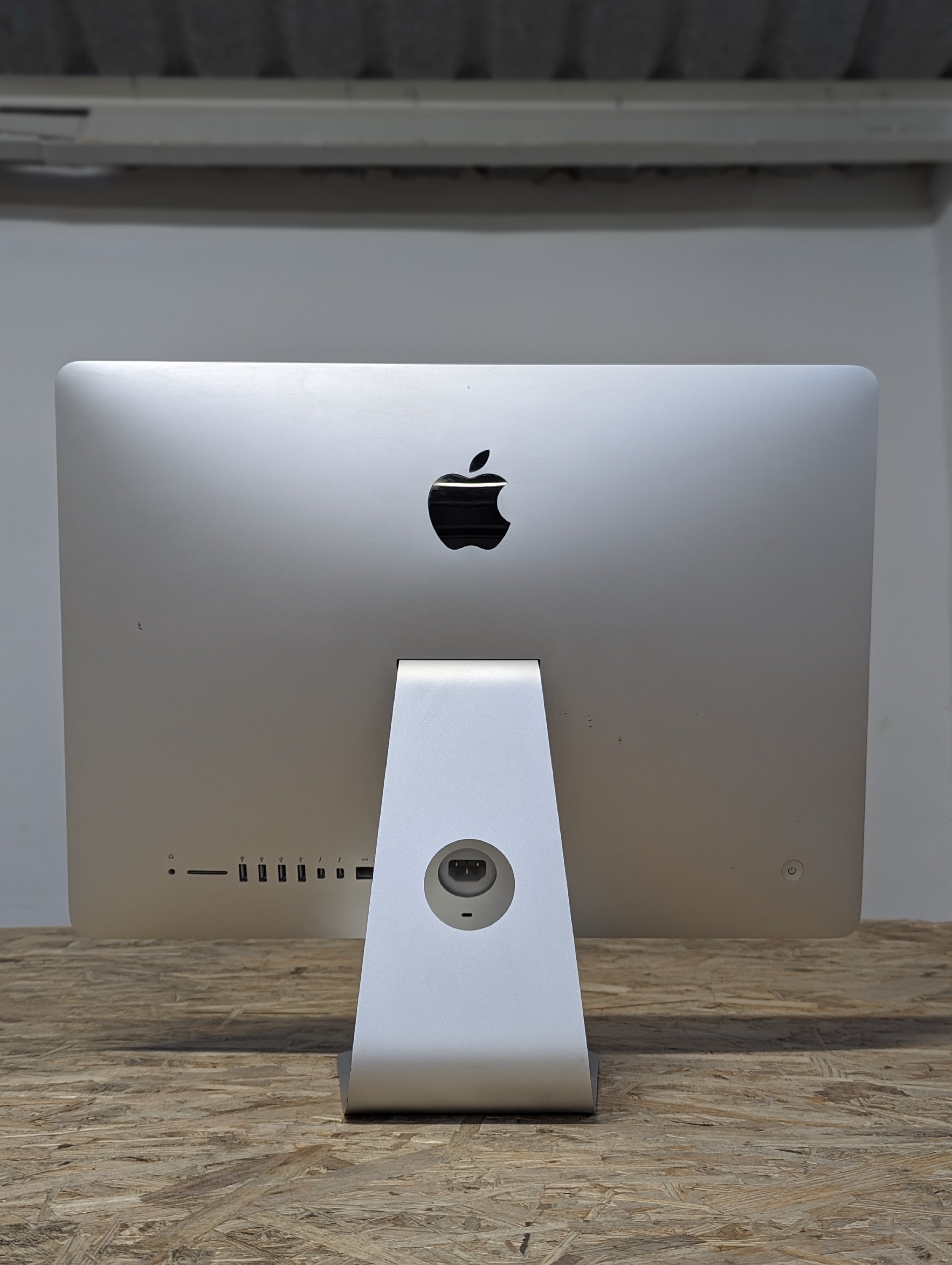 iMac 2015 Fusion Drive, szép állapot