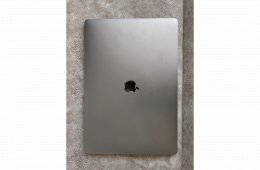 Billentyűzetcserés MacBook Pro 15