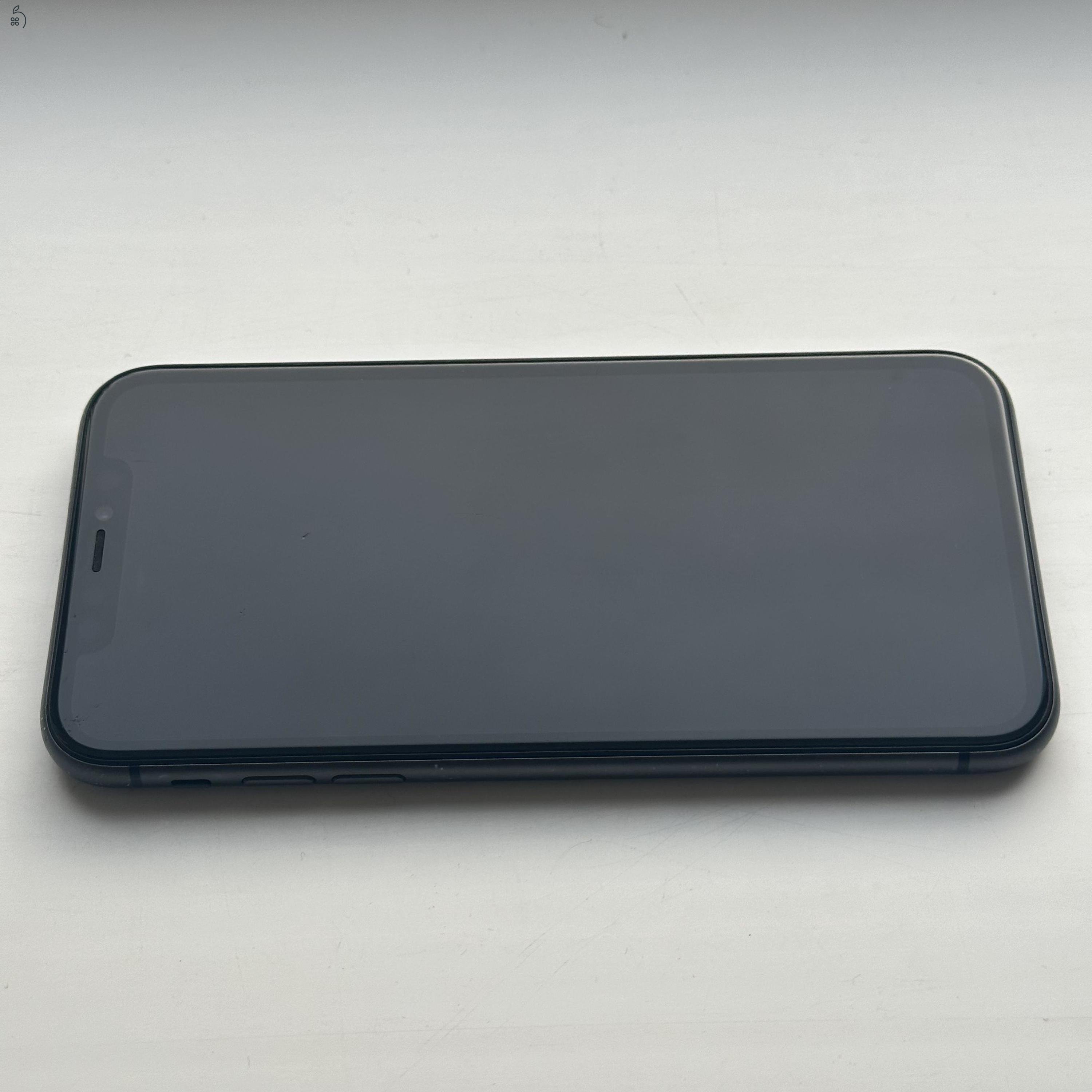 iPhone 11 128GB Black - 1 ÉV GARANCIA , Kártyafüggetlen, 84% Akkumulátor