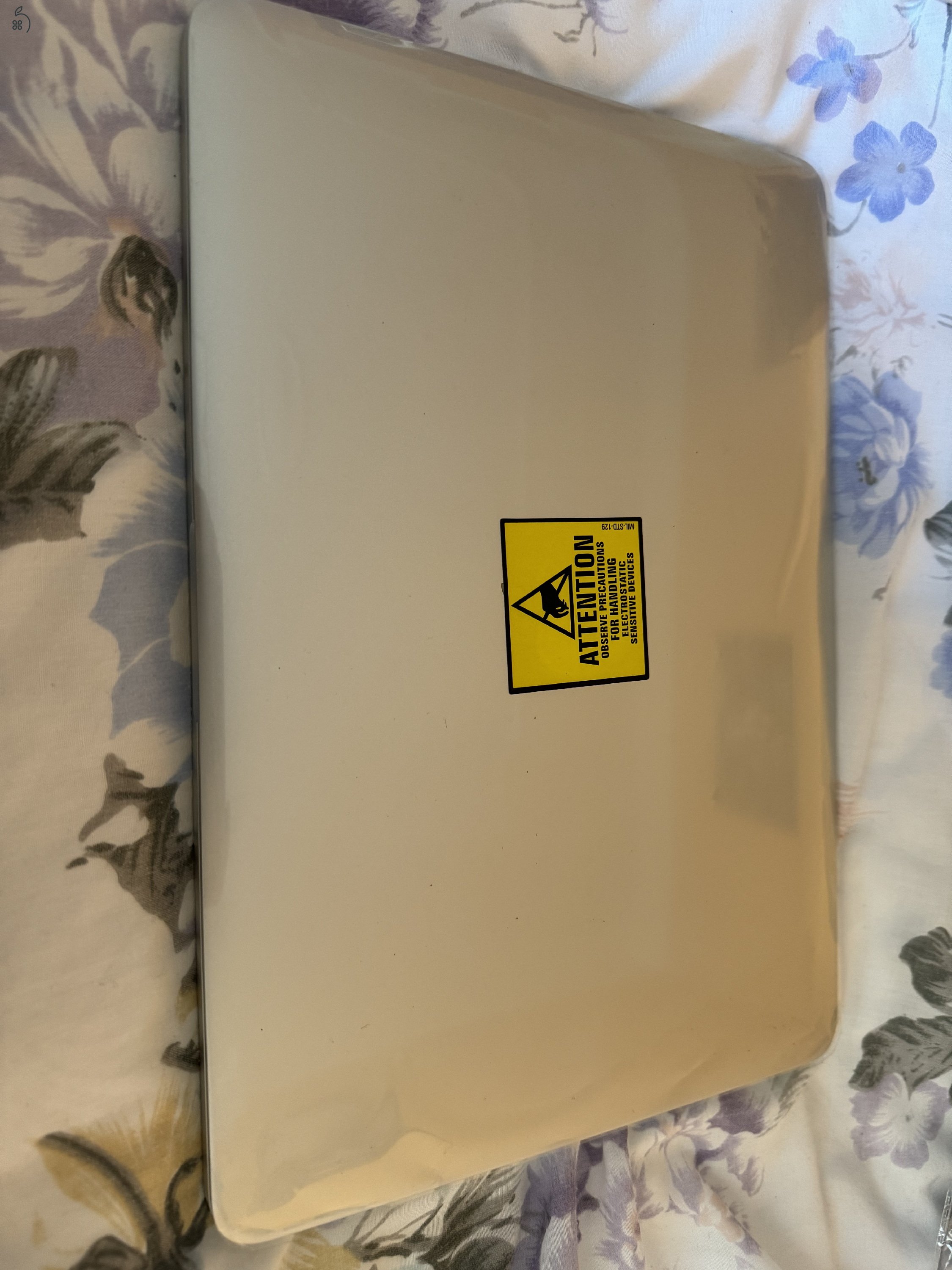Apple Macbook Pro 13col A1502 2015 Laptop