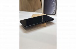 iPhone XR 64GB, Fekete, Szép állapotú, Független