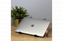MacSzerez.com - 2022 MacBook Pro 13
