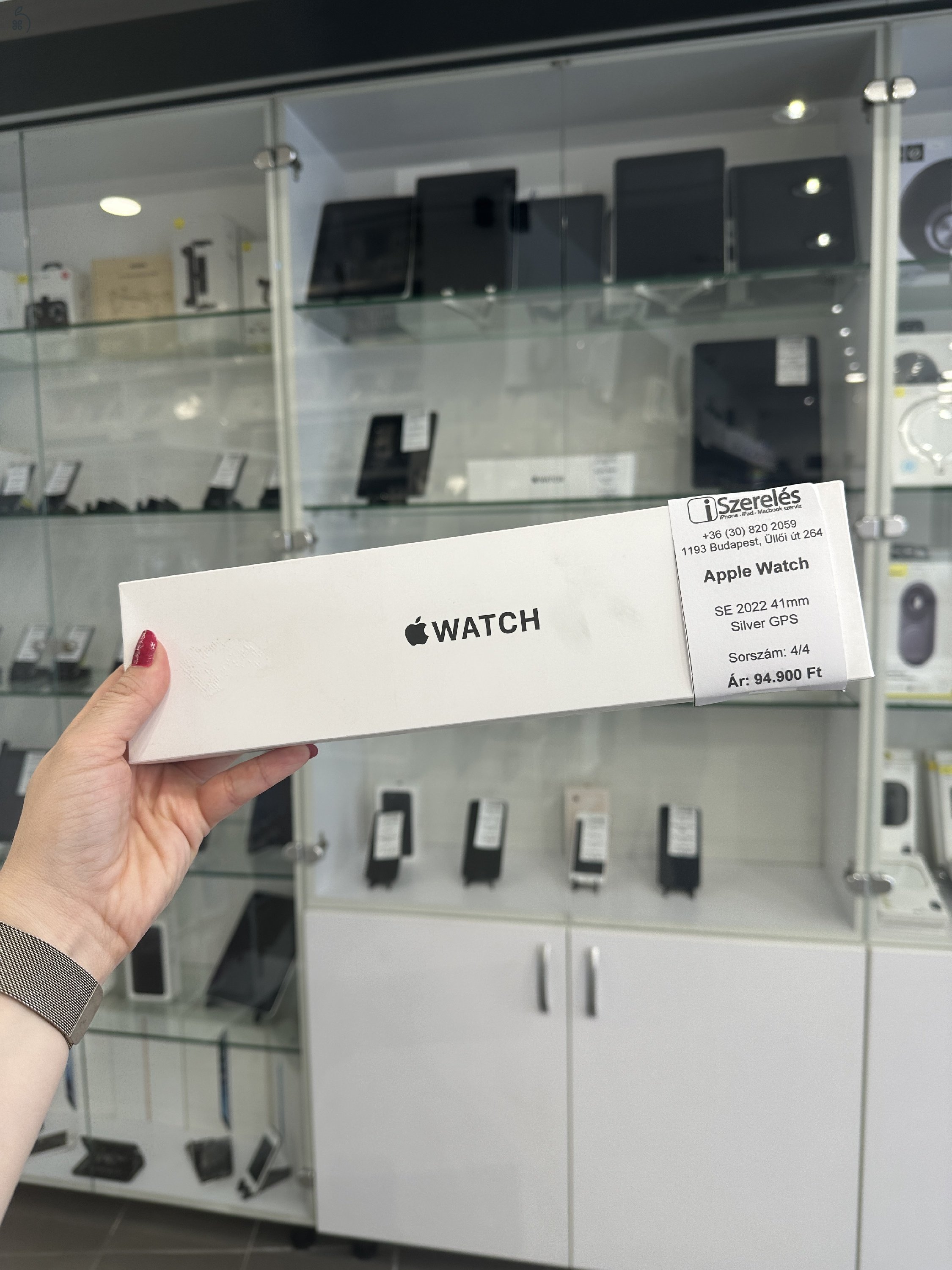Apple Watch SE 2022 40 mm silver 3 hónap garanciával (4/4) iszerelés