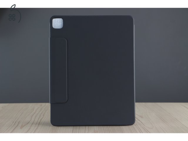 Használt EPICO Magnetic Flip Case for iPad Pro 12.9