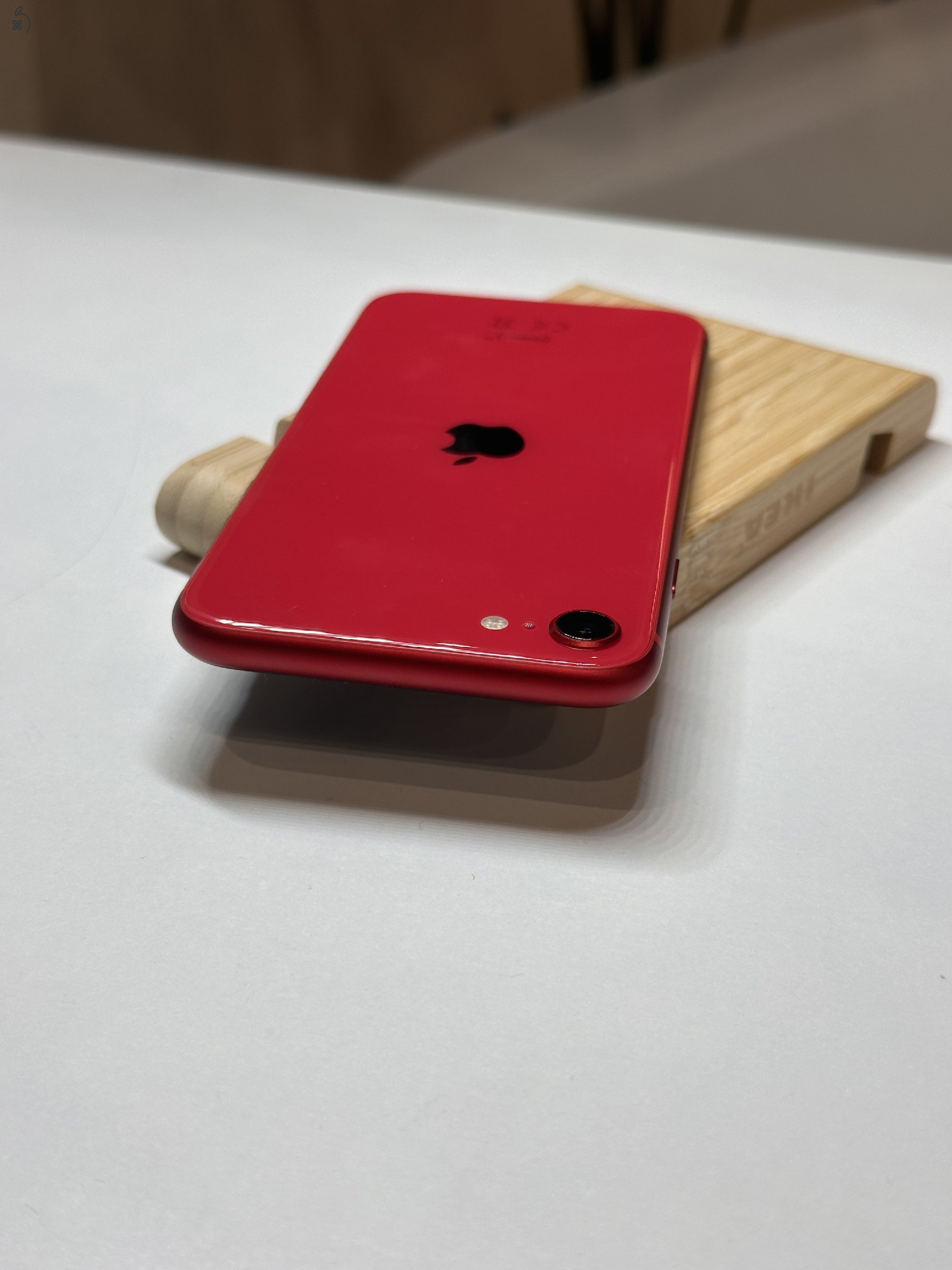  iPhone SE2020 128GB, Piros, Gyönyörű, Független 