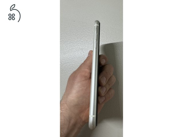 Fehér Iphone 11 128 Gb Kártyafüggetlen