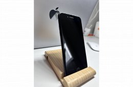  iPhone SE2020 64GB, Fekete, Szép állapotú, Független 