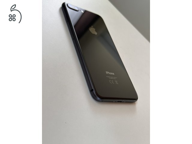iPhone 8 Plus 256GB, Fekete, Nagyon szép állapotú, Független
