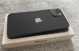 iPhone 13 128GB kártyafüggetlen, éjfekete 2026.03.08-ig gyári garancia, iCentre vásárlás