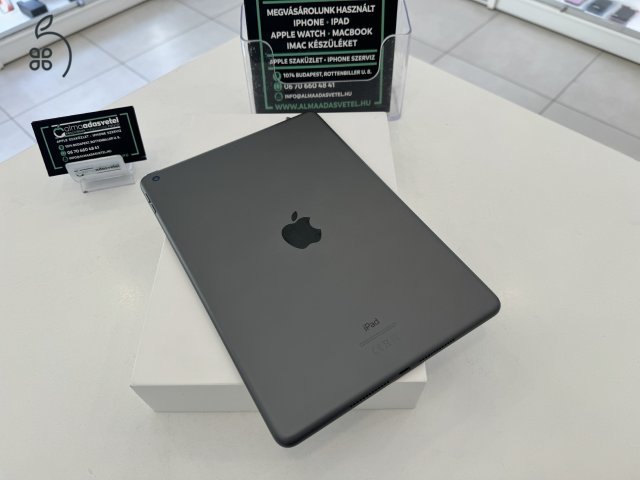 iPad 8th. 32GB Wifi Fekete Újszerű/1 hónap gar./Akku 97%/p3346/