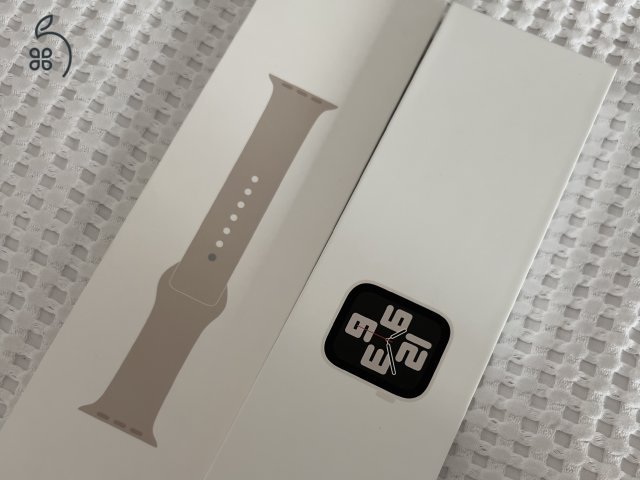 Apple watch SE (2.gen) 100% akku + tartozék