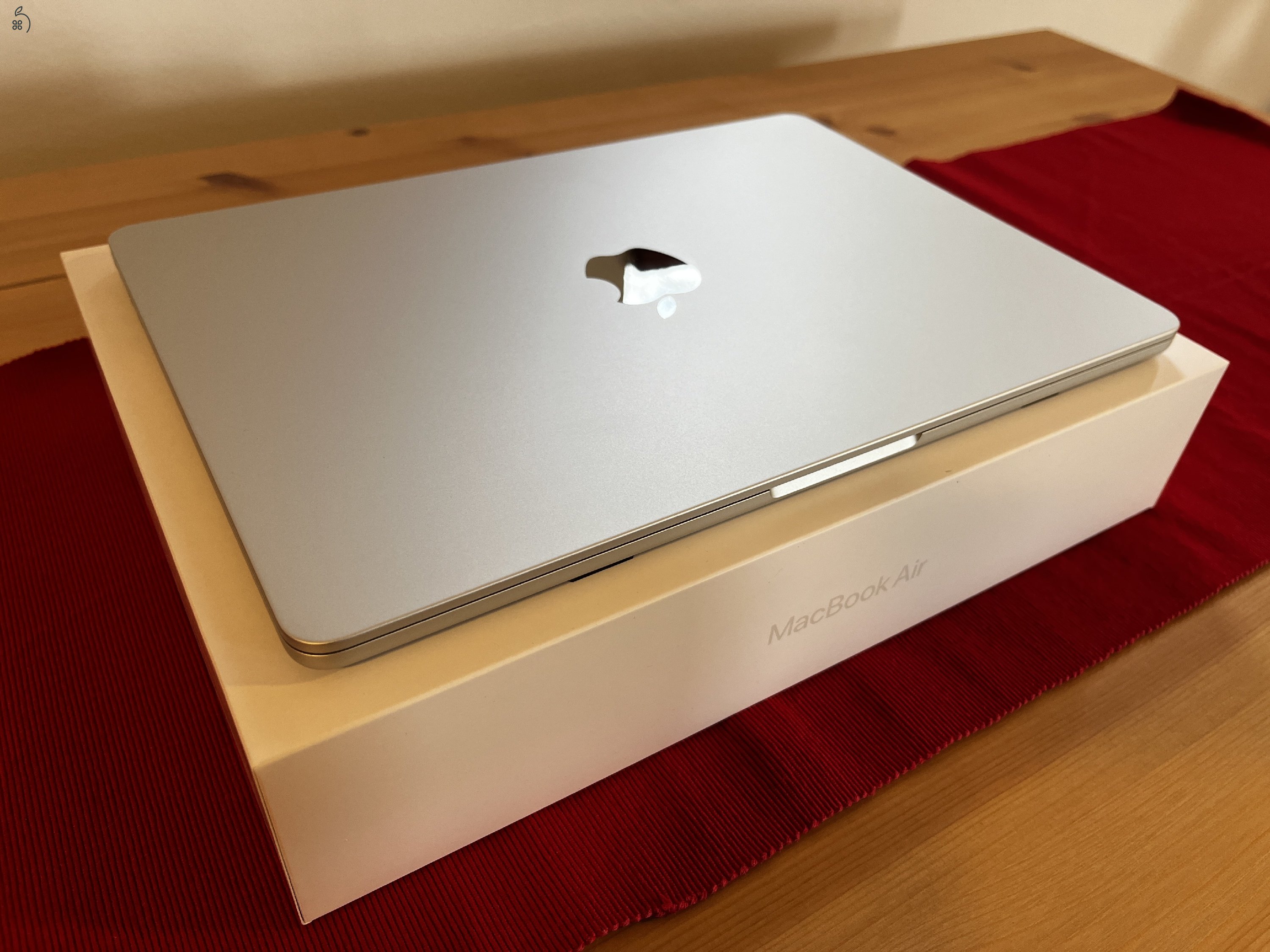 Apple Macbook Air M2 13