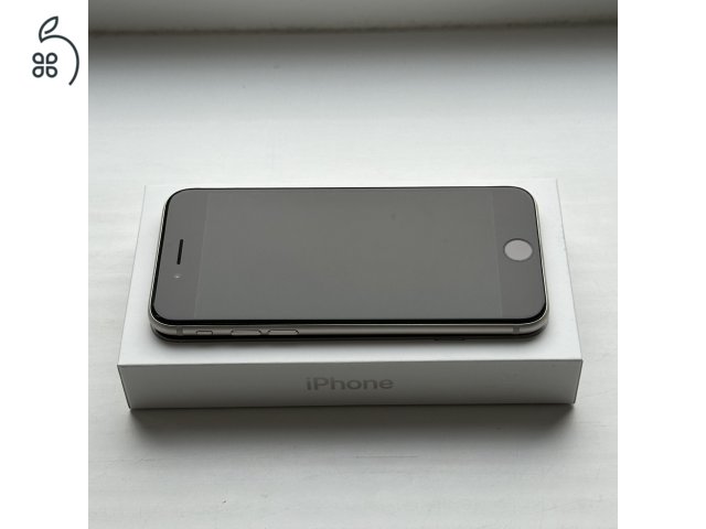 GYÖNYÖRŰ iPhone SE 2022 64GB Starlight - 1 ÉV GARANCIA , Kártyafüggetlen, 95% akkumulátor 