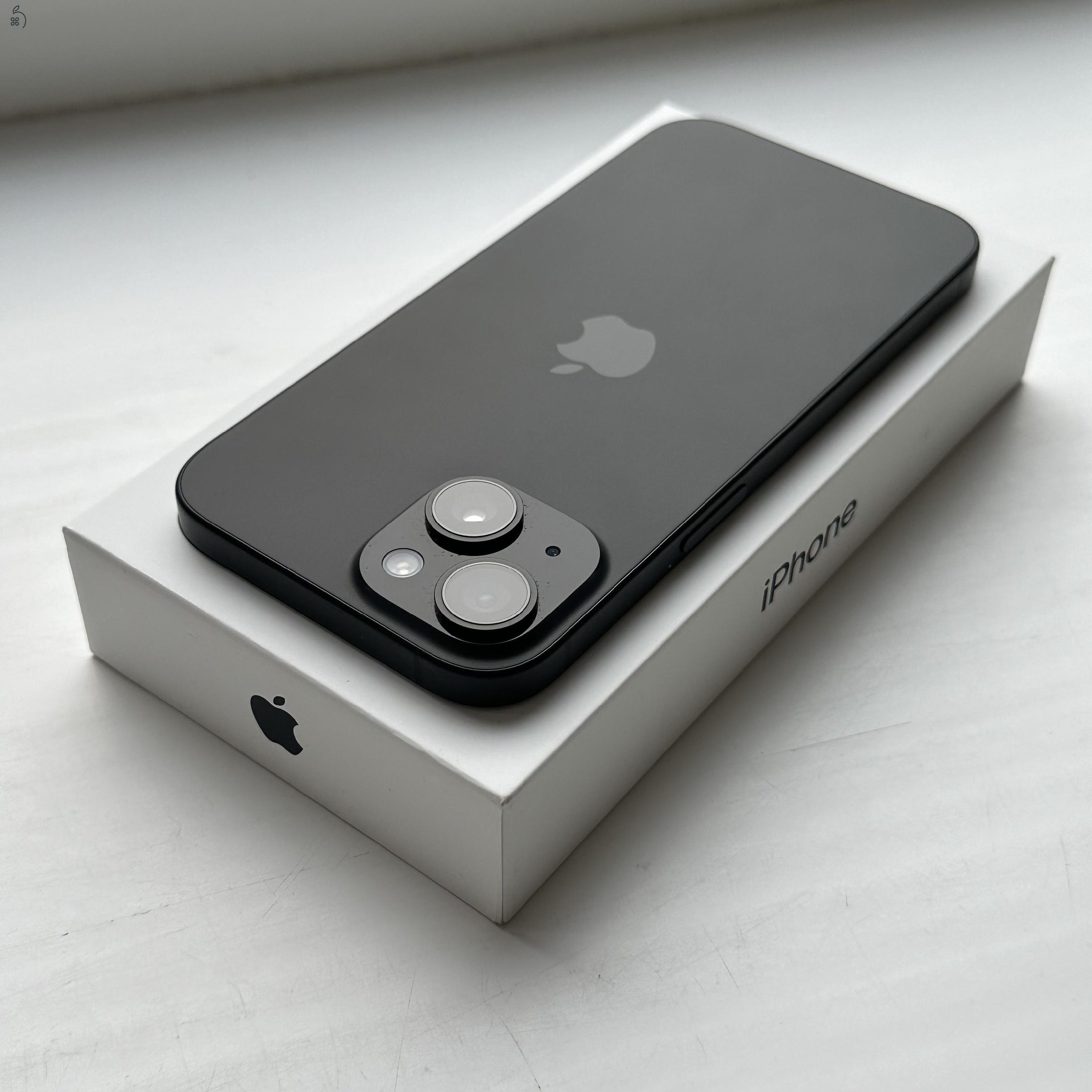HIBÁTLAN iPhone 15 128GB Black- 1 ÉV GARANCIA, Kártyafüggetlen, 99% Akkumulátor