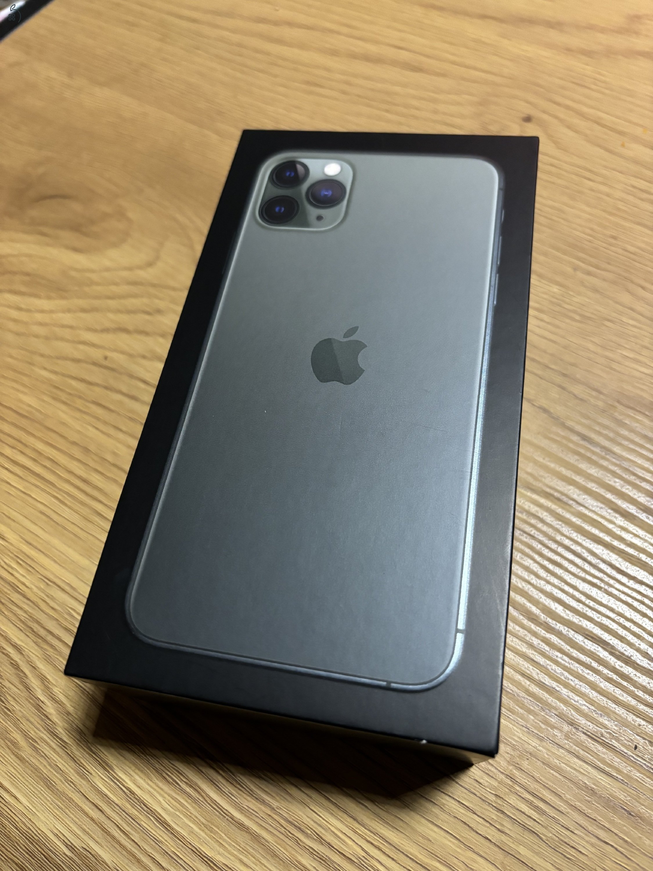 iPhone 11 Pro Max 64gb Midnight Green Kártyafüggetlen