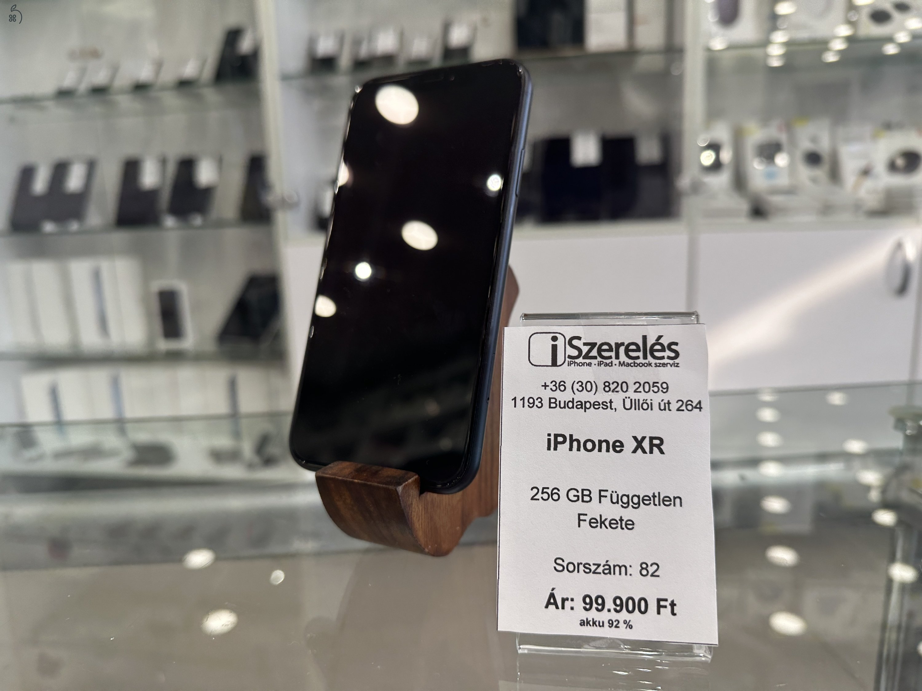 iPhone XR 256GB független fekete akku 92% garanciával (82) iSzerelés.hu
