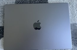 Macbook Pro M3 8Gb / 512 Gb asztroszürke hibátlan állapotban eladó