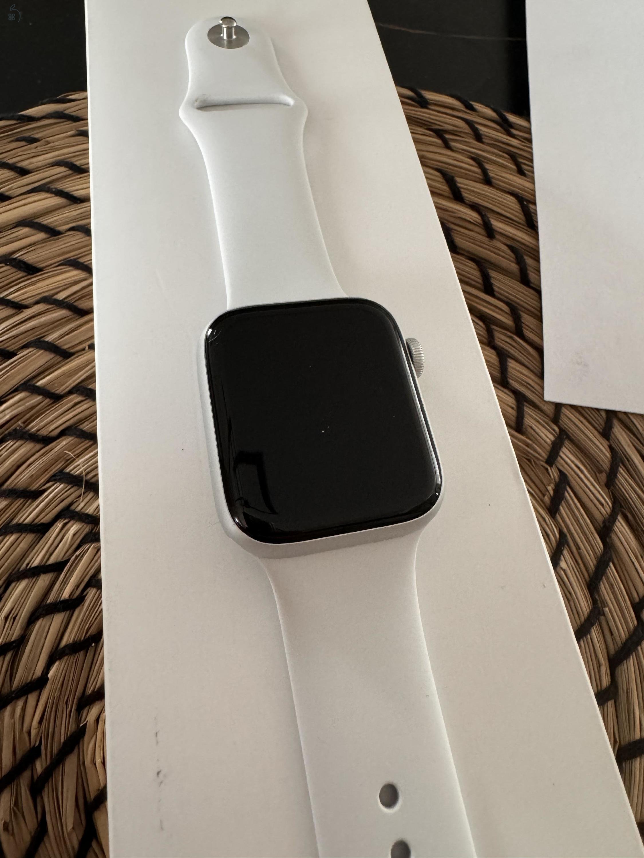 Apple Watch SE2 44m