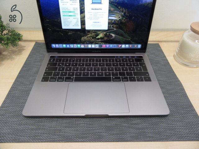 Apple Retina Macbook Pro 13 - 2018 - Használt, szép állapot