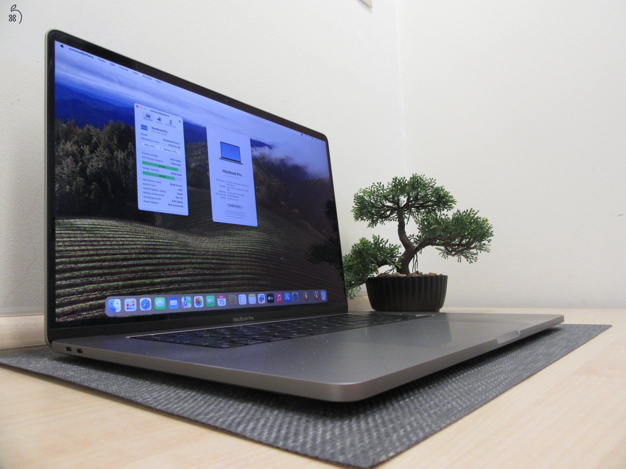  Apple Retina Macbook 16 - 2019 - Használt, megkímélt 