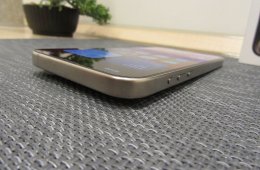 Apple iPhone 15 Pro Max - Natural Titanium - Használt, karcmentes