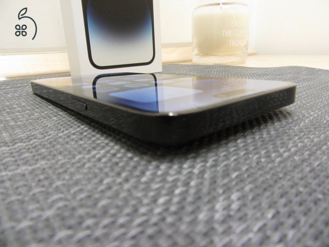  Apple iPhone 14 Pro Max - Space Black - Használt, karcmentes 