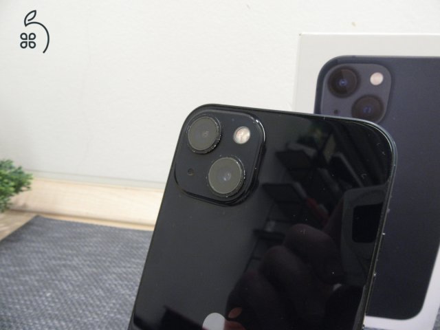 Apple iPhone 13 - Fekete - Használt, megkímélt