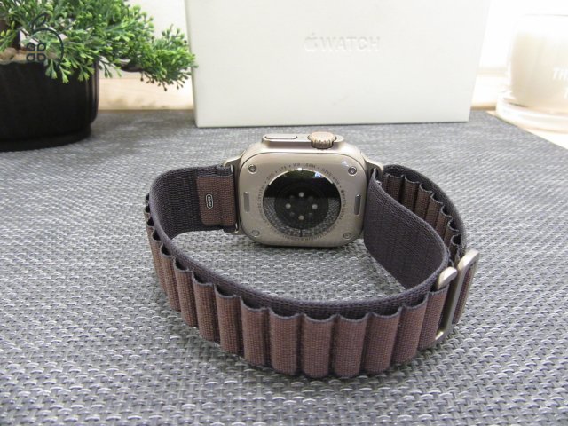 Apple Watch Ultra 2 - 49 mm - Használt, karcmentes