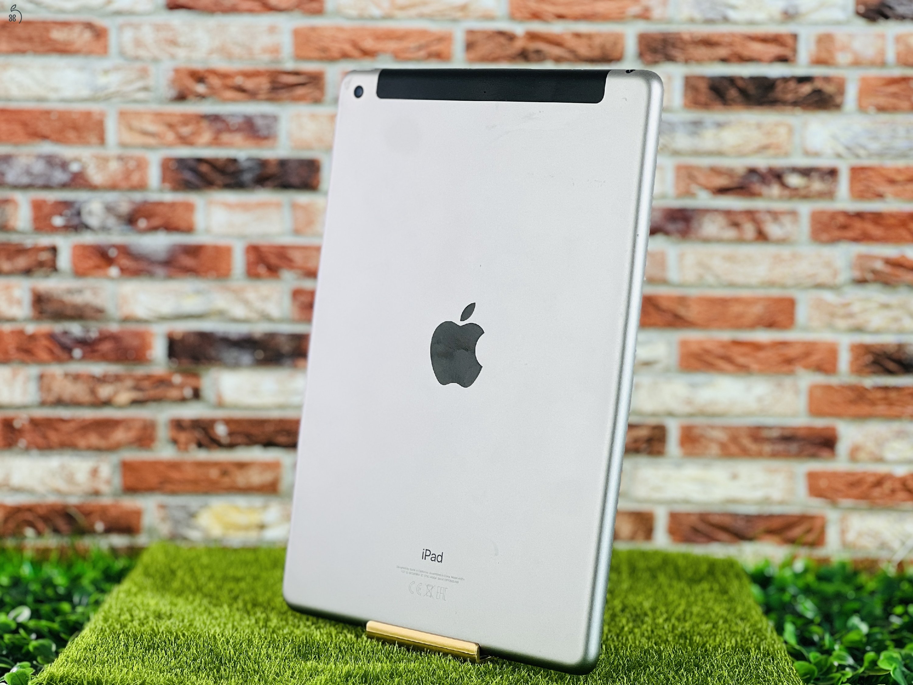 Eladó iPad 6th gen 9.7 Wifi +Cellular A1954 32 GB Space Gray szép állapotú - 12 HÓ GARANCIA - 5198
