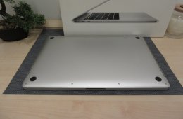 Apple Macbook Pro 15 - 2018 - Használt, karcmentes