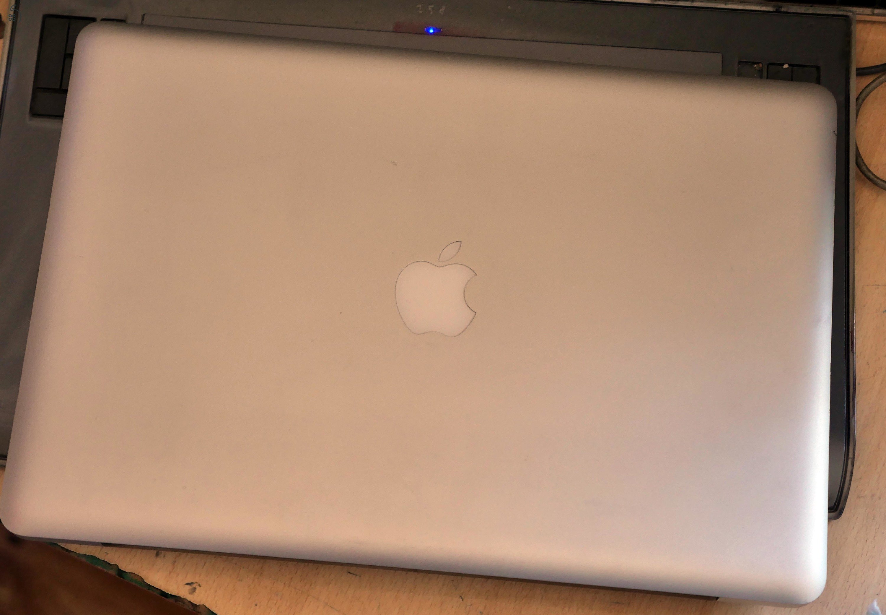 Remek állapotban lévő Macbook Pro 2012 mid 2,7 GHz i7 
