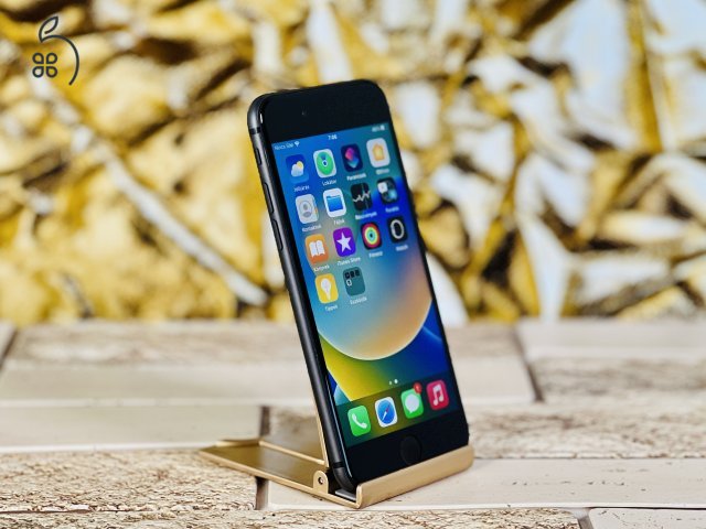 Eladó Felújított Renewd iPhone 8 64 GB Space Gray 100% aksi szép állapotú - 12 HÓ GARANCIA - W055
