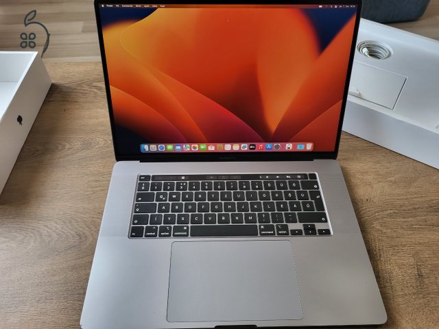 Eladó Macbook Pro 16, 2019