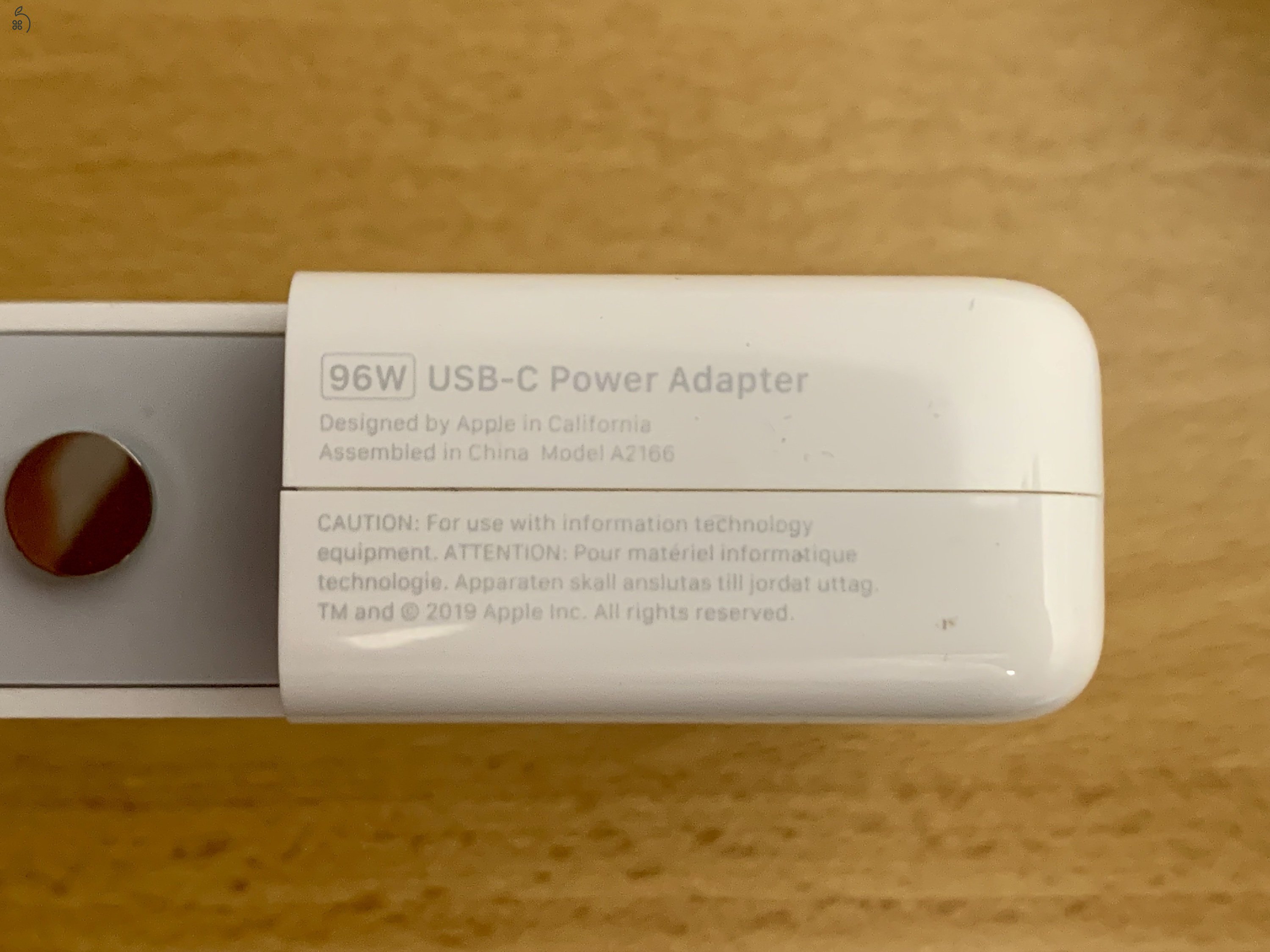 Apple gyári eredeti MacBook töltő USB-C 96W gyári A2166 újszerű