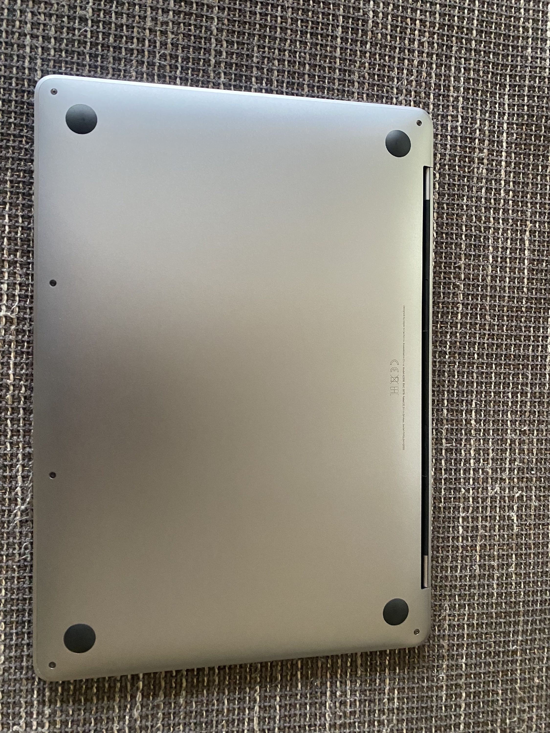 Eladó Macbook Pro M1 - 8GB 256SSD - Space Gray