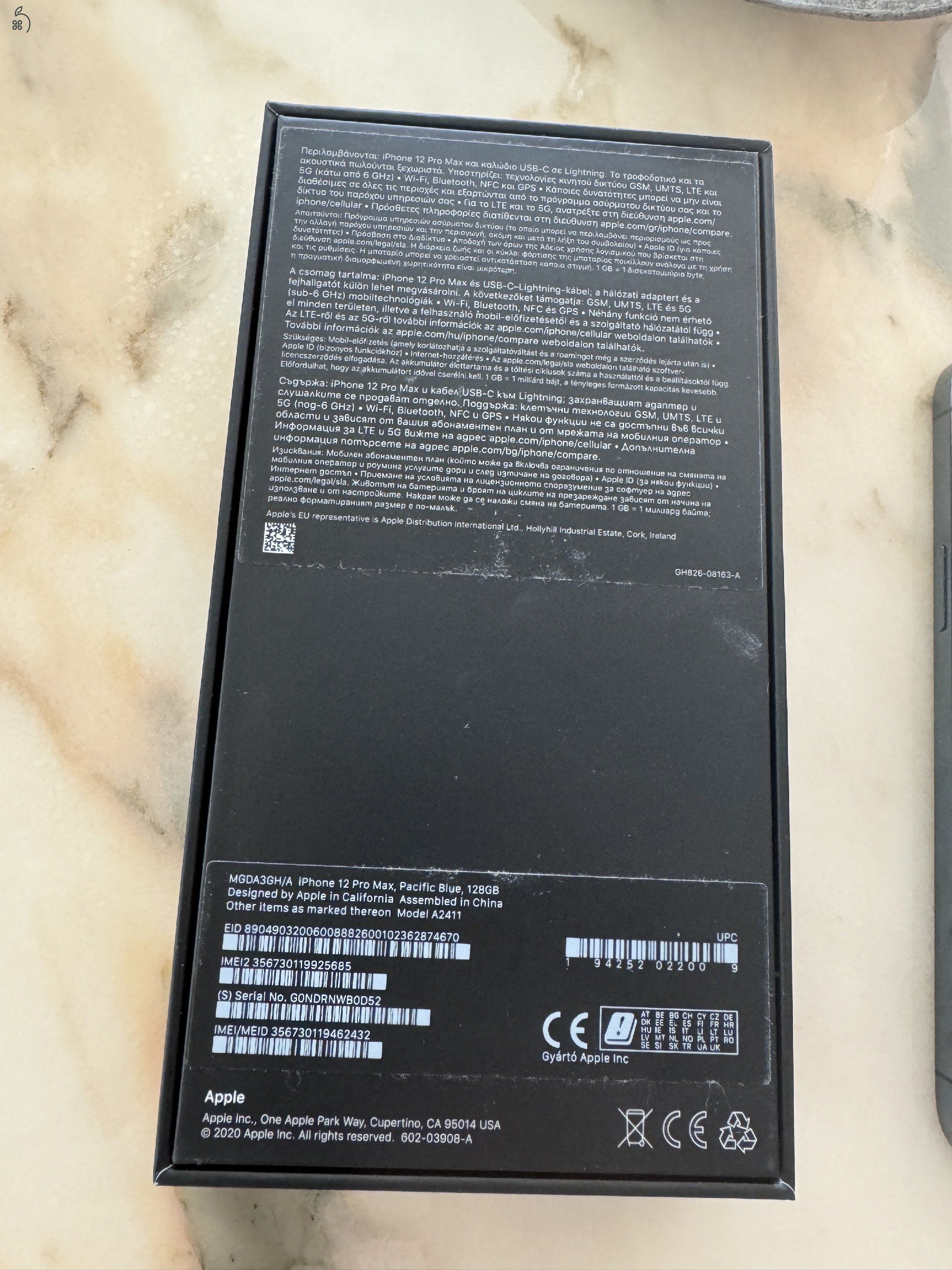 MÉLYEN ÁR ALATT ELADÓ magánszemélytől minden papírjával, dobozában  egy kék színű Apple iPhone 12 Pro Max 